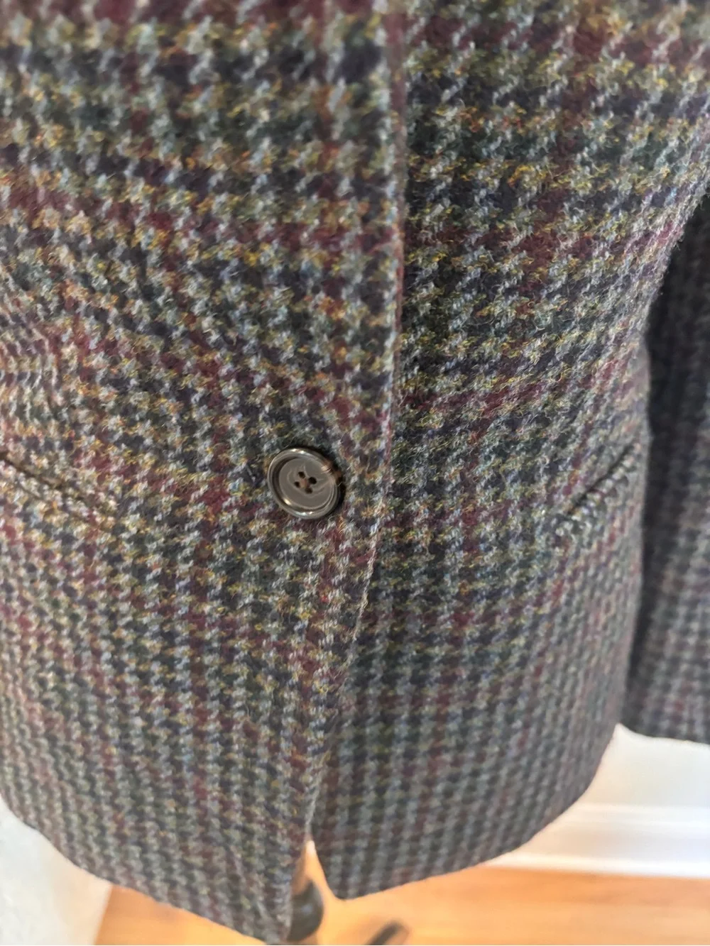 J.Crew Regent Blazer in a multi-colored houndstooth wool pattern size 0